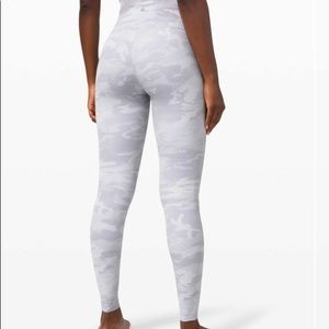 Lululemon Wunder Under Super High-Rise Tight *Luxtreme 28"
